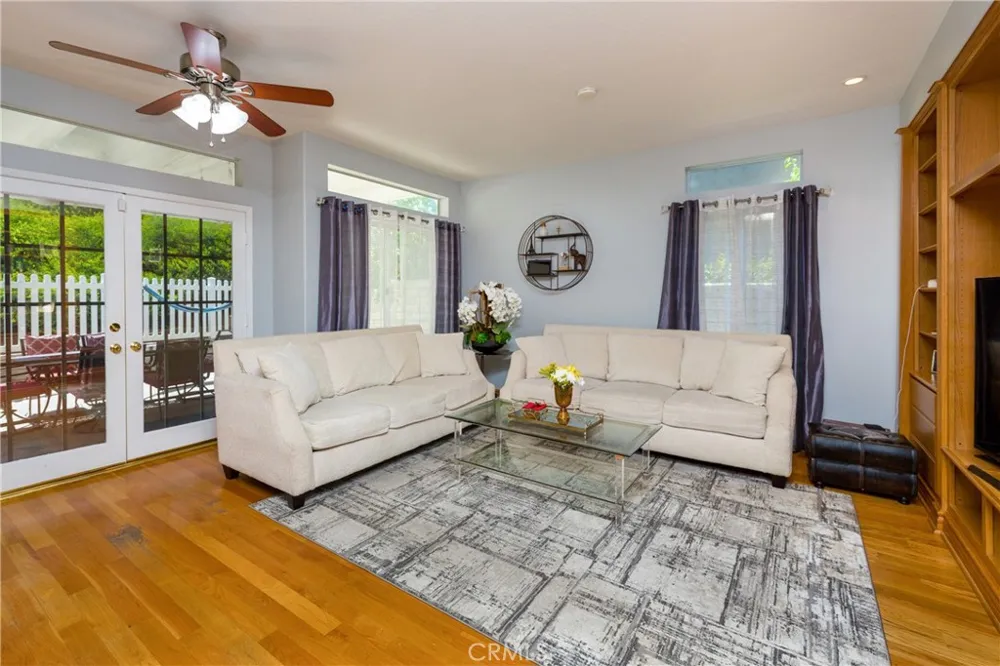 29324 Begonias Lane Canyon Country, CA 91387