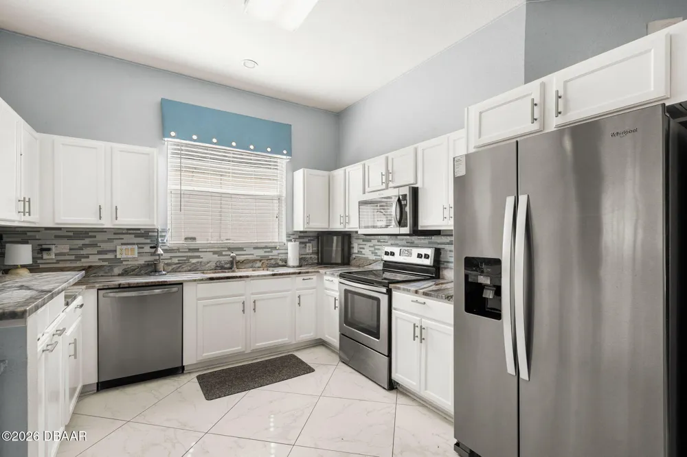 208 Troon Circle Davenport, FL 33897