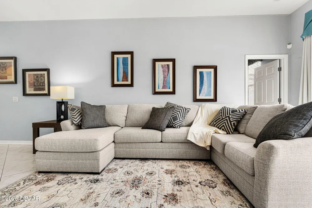 208 Troon Circle Davenport, FL 33897