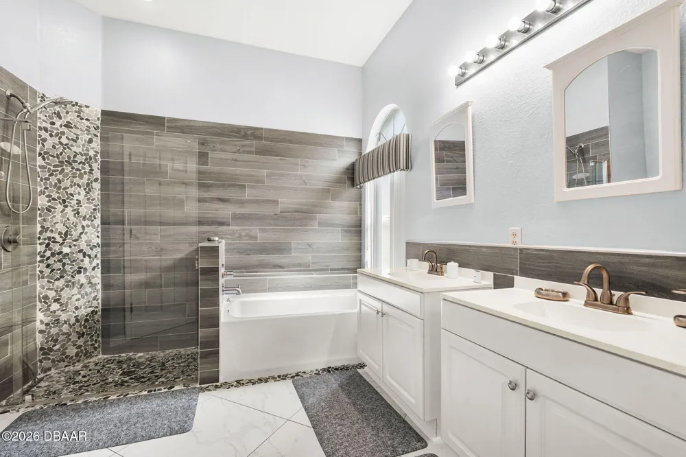 208 Troon Circle Davenport, FL 33897