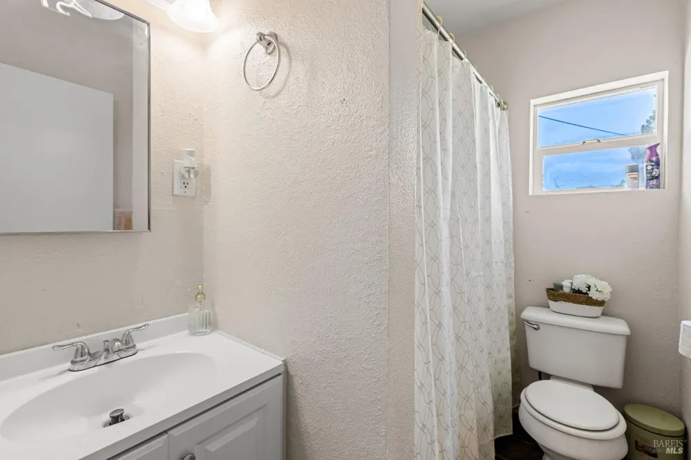 6684 Gibson Canyon Road Vacaville, CA 95688