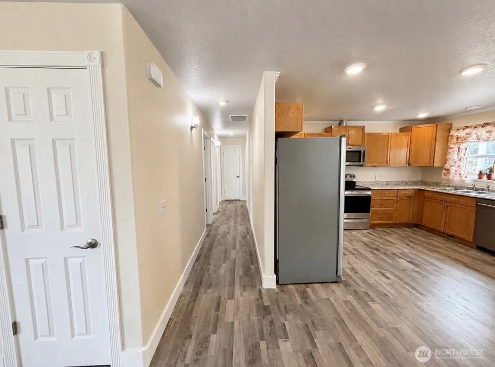 105 22nd Street NE Long Beach, WA 98631