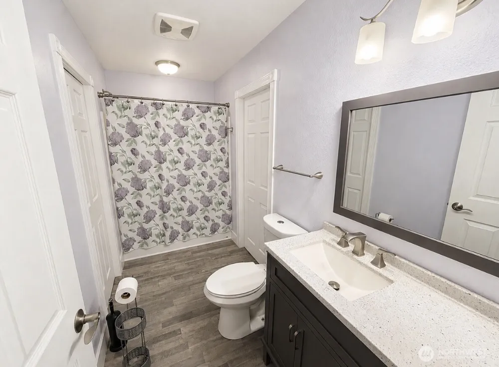 105 22nd Street NE Long Beach, WA 98631