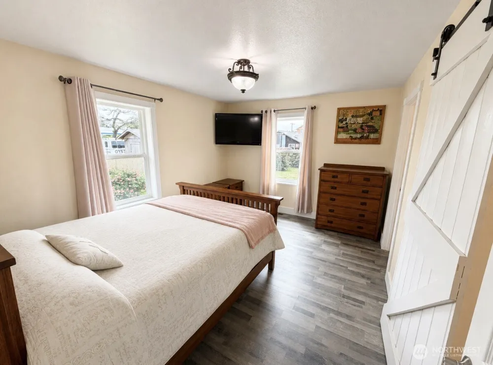 105 22nd Street NE Long Beach, WA 98631