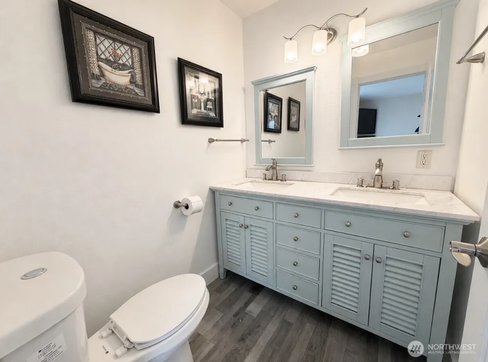 105 22nd Street NE Long Beach, WA 98631