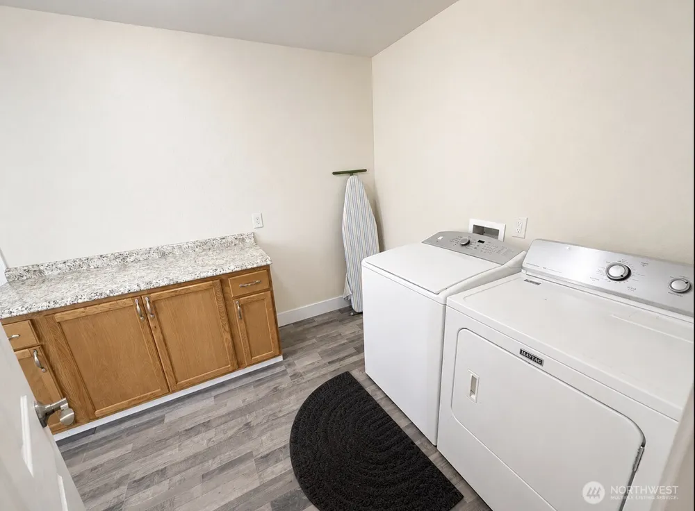 105 22nd Street NE Long Beach, WA 98631