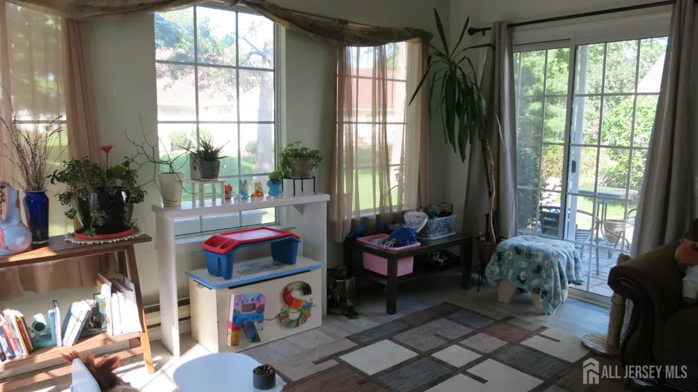 640 Madison Drive #B Monroe, NJ 08831