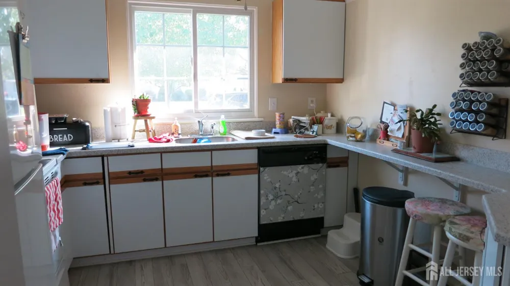 640 Madison Drive #B Monroe, NJ 08831