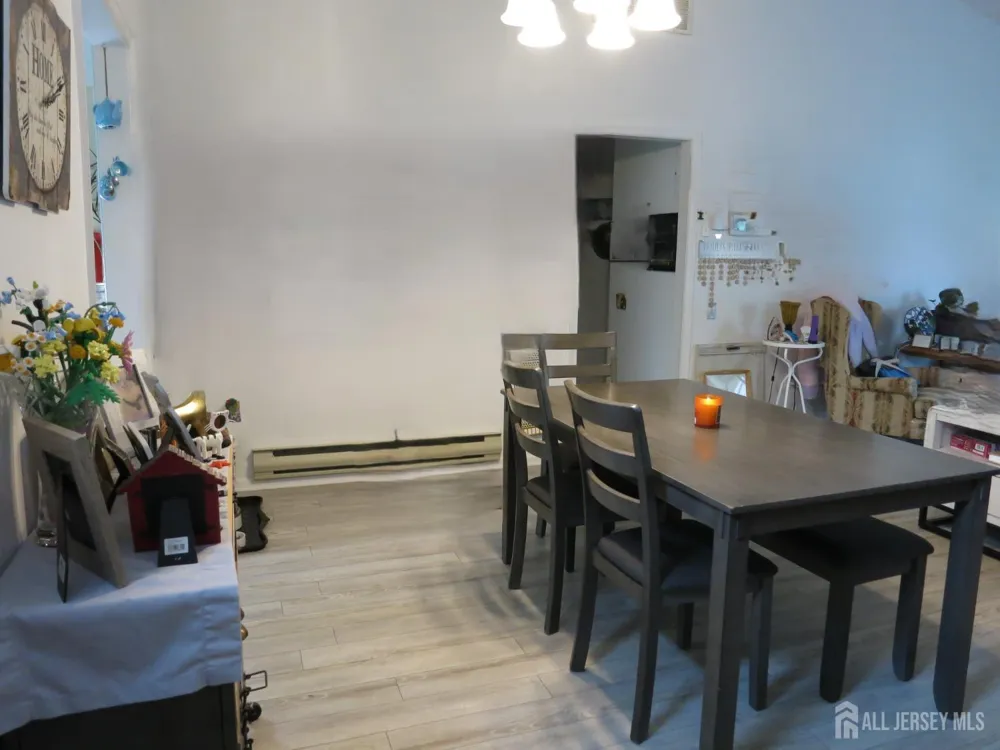 640 Madison Drive #B Monroe, NJ 08831