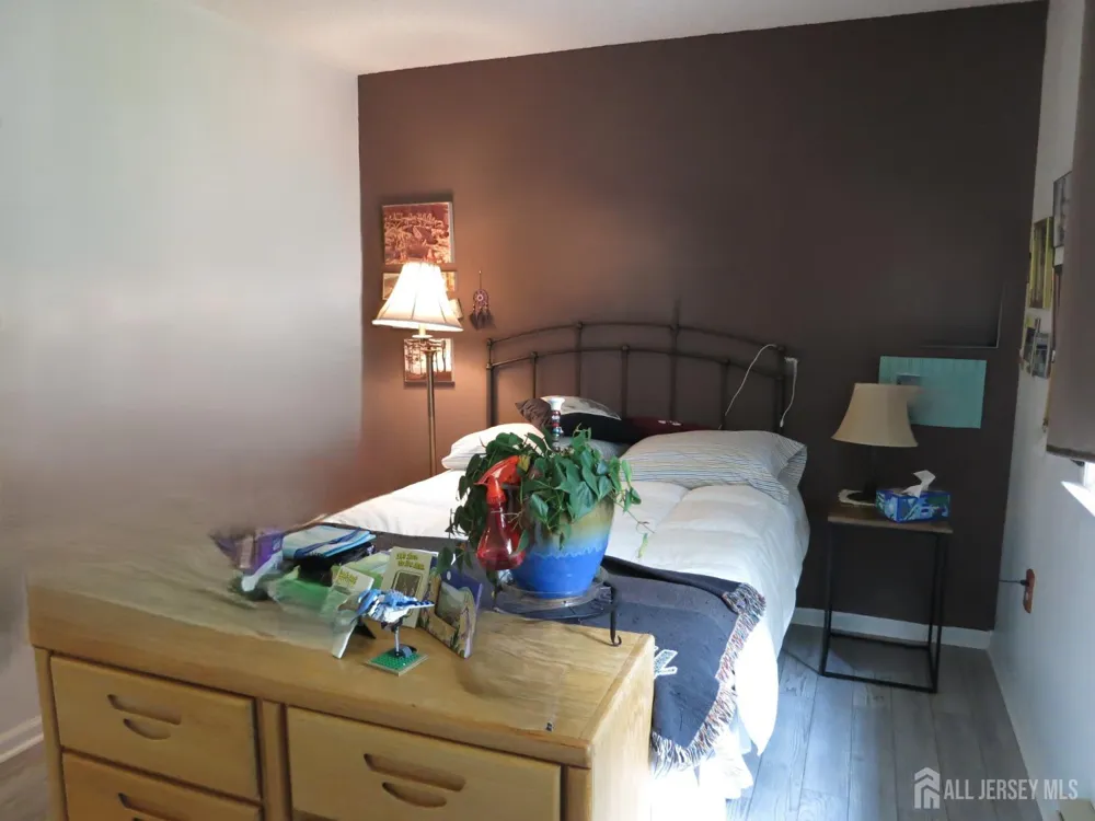 640 Madison Drive #B Monroe, NJ 08831