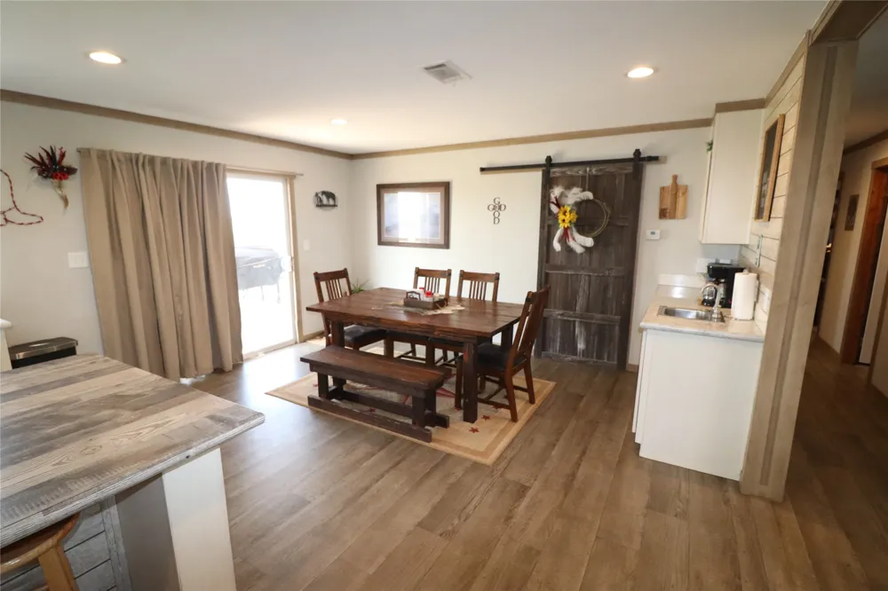 9315 CR 106 W Vernon, TX 76384