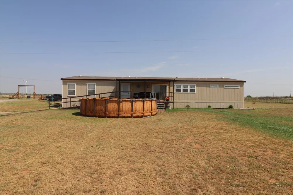 9315 CR 106 W Vernon, TX 76384