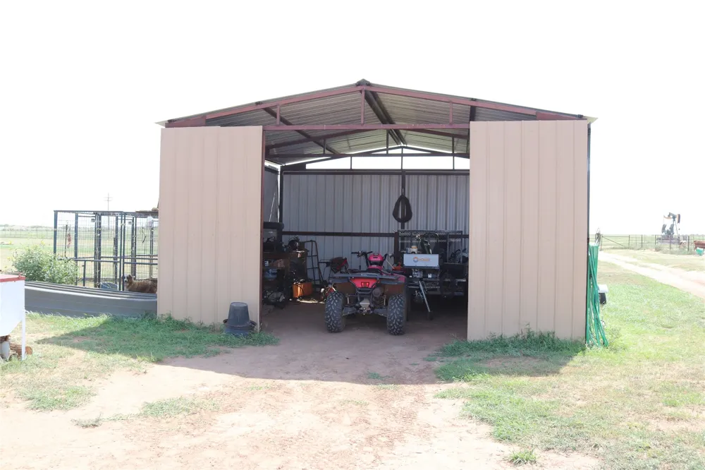 9315 CR 106 W Vernon, TX 76384