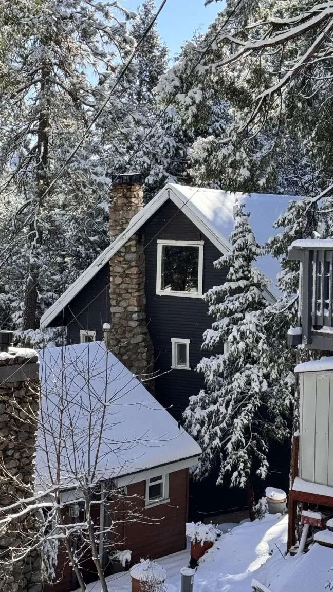 975 Mercury Way Crestline, CA 92325