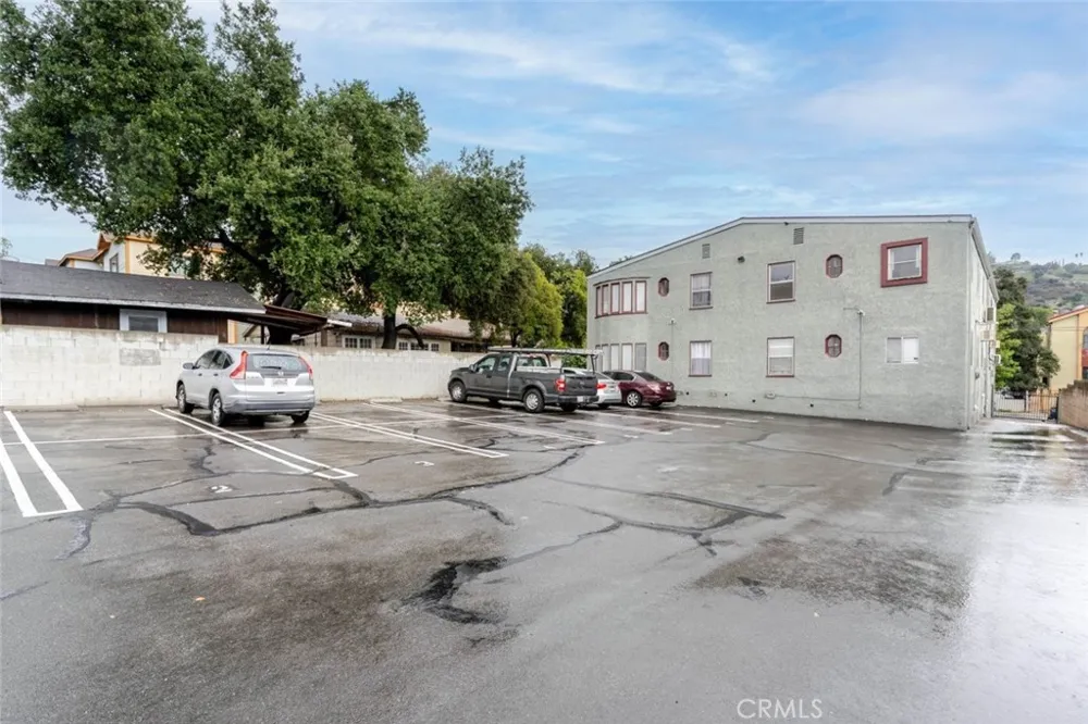 7137 Greeley Street #7 Tujunga, CA 91042