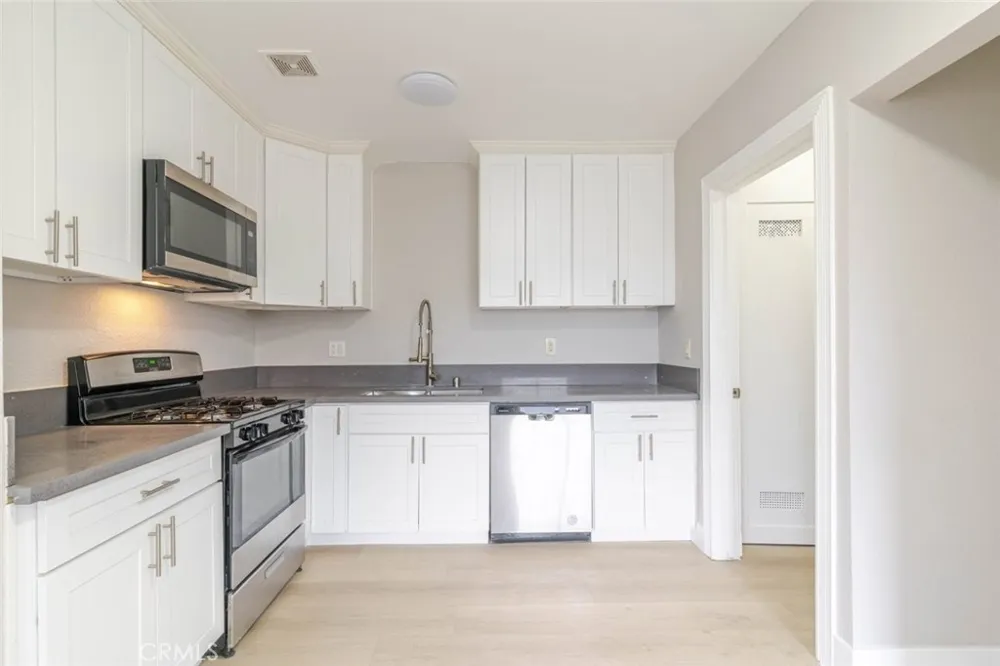 7137 Greeley Street #7 Tujunga, CA 91042
