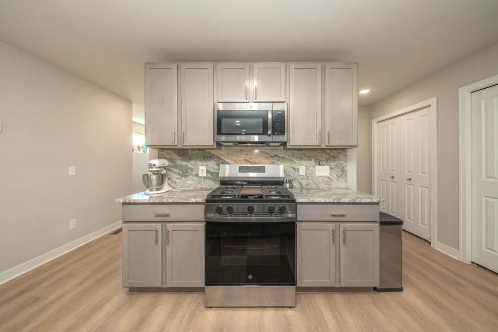 122 Parsons Lane Saline, MI 48176