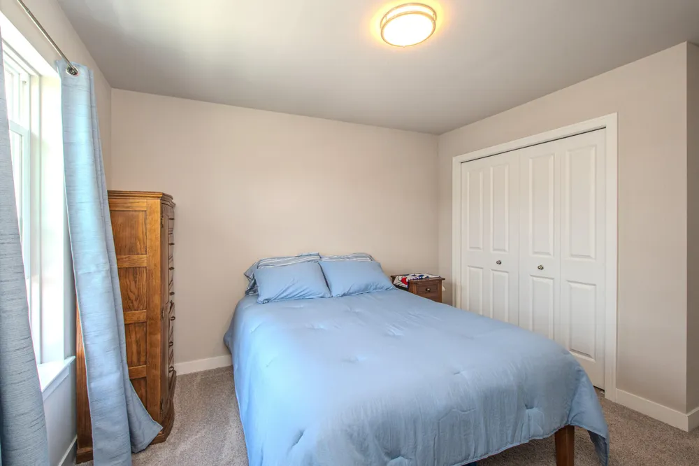 122 Parsons Lane Saline, MI 48176