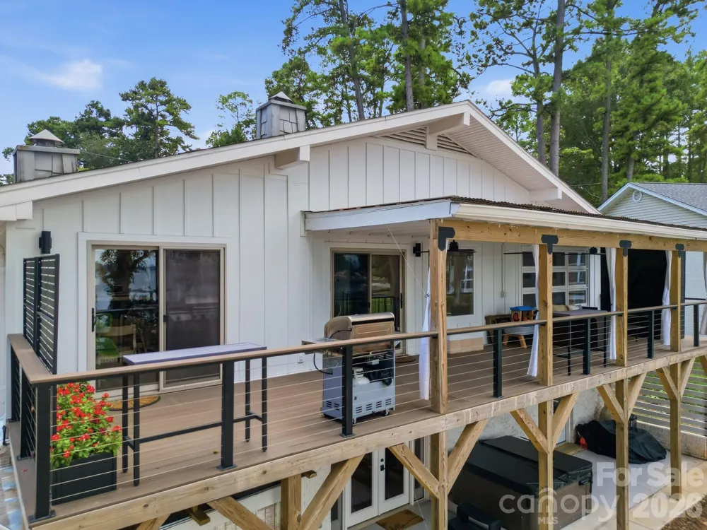 21101 Island Forest Drive Cornelius, NC 28031