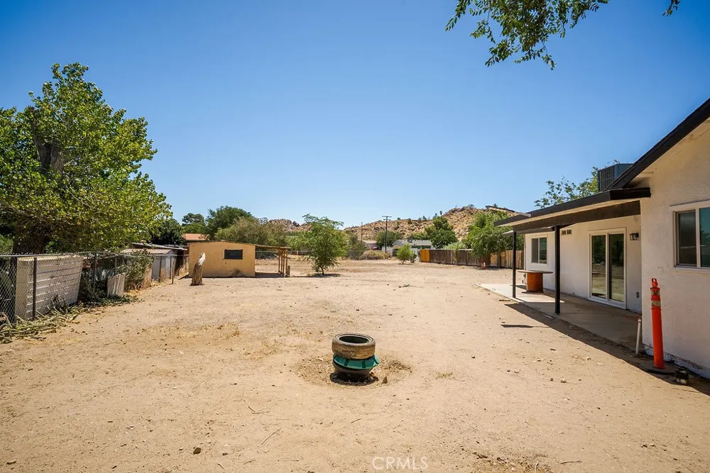 40104 166th Street E Lake Los Angeles, CA 93591