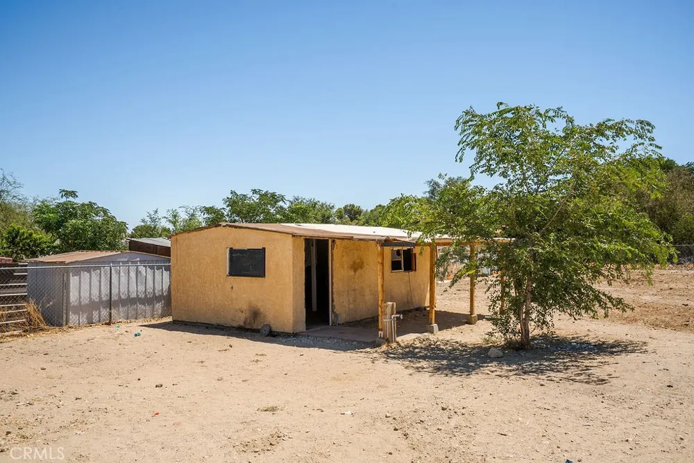 40104 166th Street E Lake Los Angeles, CA 93591