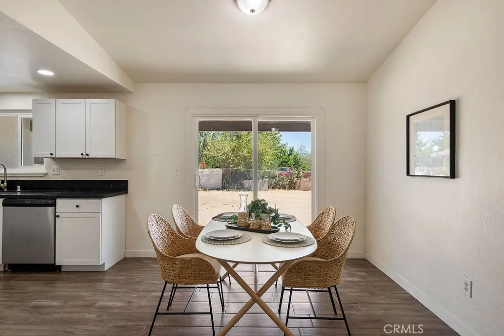 40104 166th Street E Lake Los Angeles, CA 93591