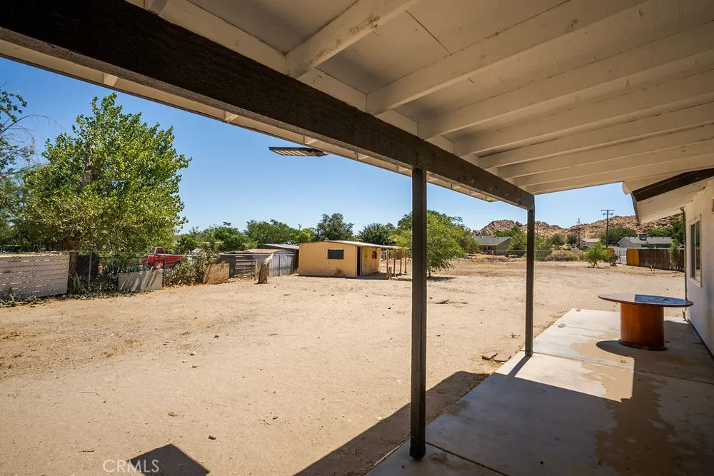 40104 166th Street E Lake Los Angeles, CA 93591