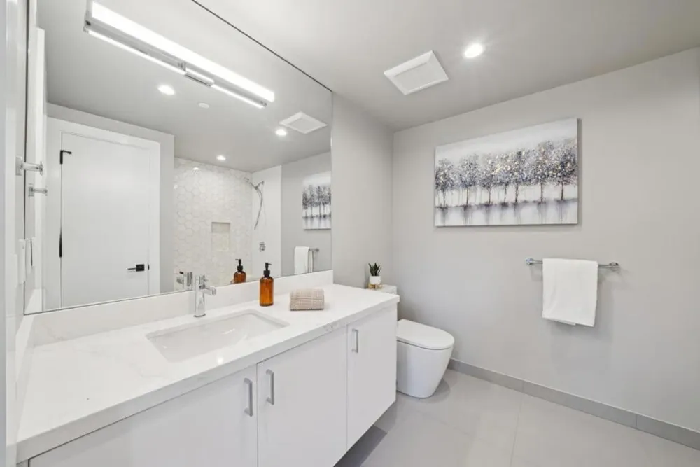 1433 Floribunda Avenue #1 Burlingame, CA 94010