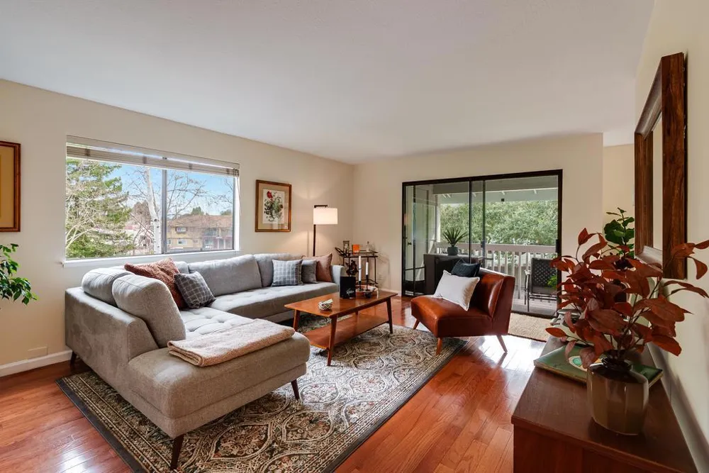 938 Clark Avenue #50 Mountain View, CA 94040