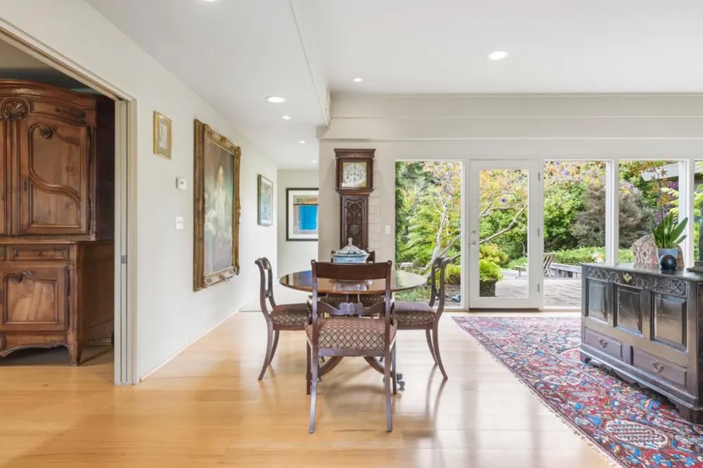 3369 Trevis Way Carmel, CA 93923