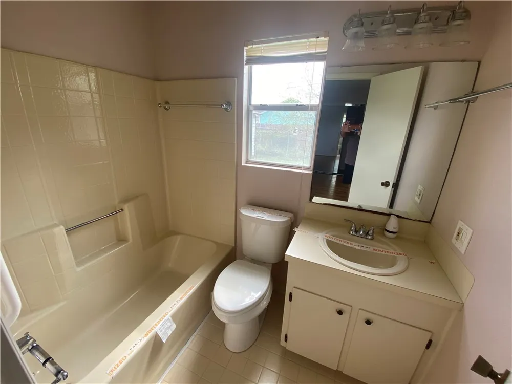 1002 Nandina Drive Corpus Christi, TX 78408
