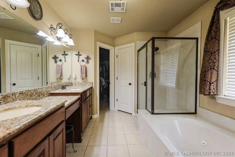 14391 Sandstone Avenue Skiatook, OK 74070