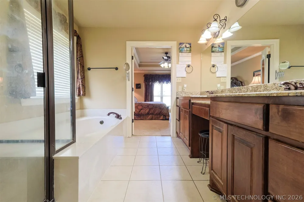 14391 Sandstone Avenue Skiatook, OK 74070