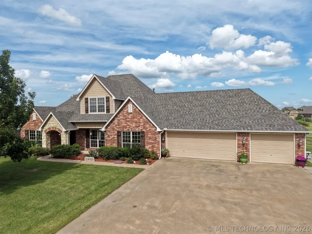 14391 Sandstone Avenue Skiatook, OK 74070