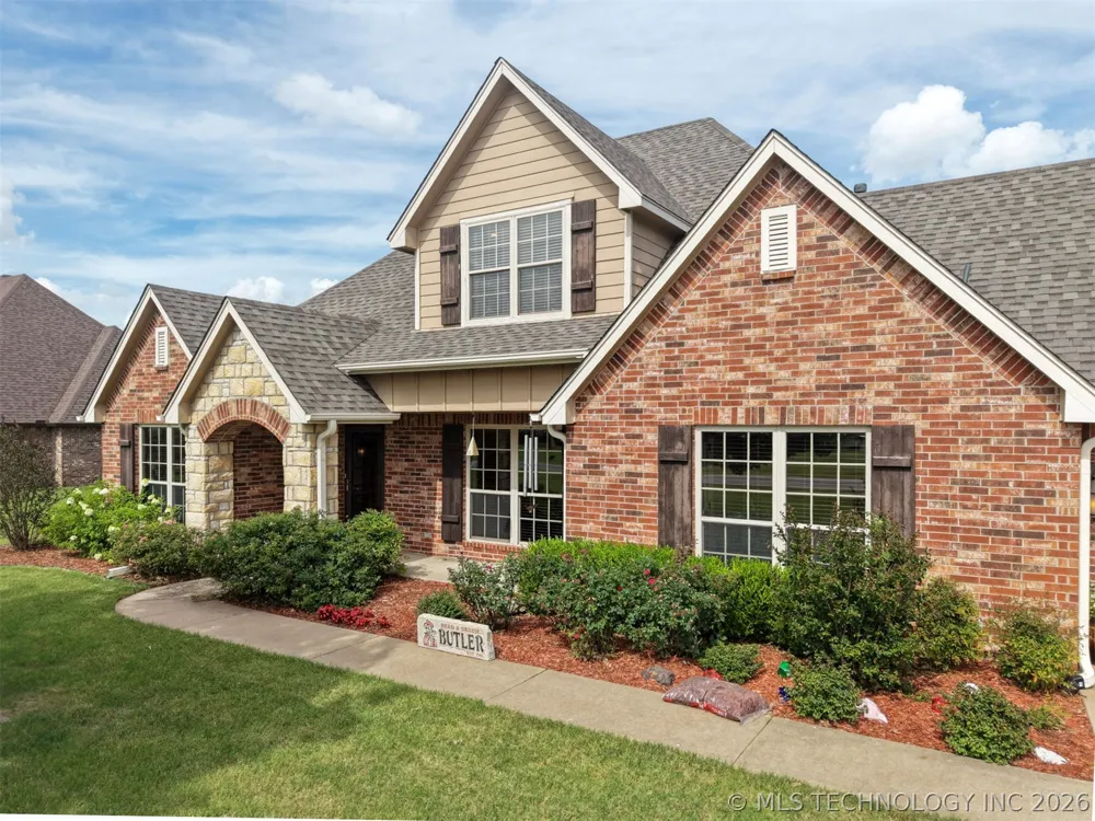 14391 Sandstone Avenue Skiatook, OK 74070