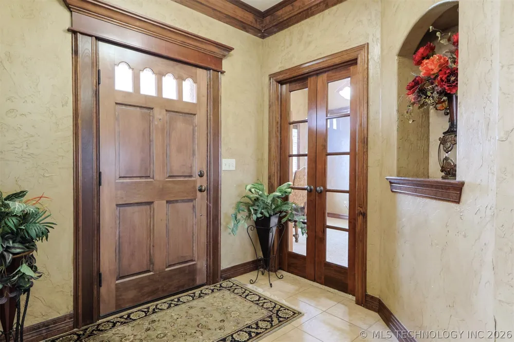14391 Sandstone Avenue Skiatook, OK 74070
