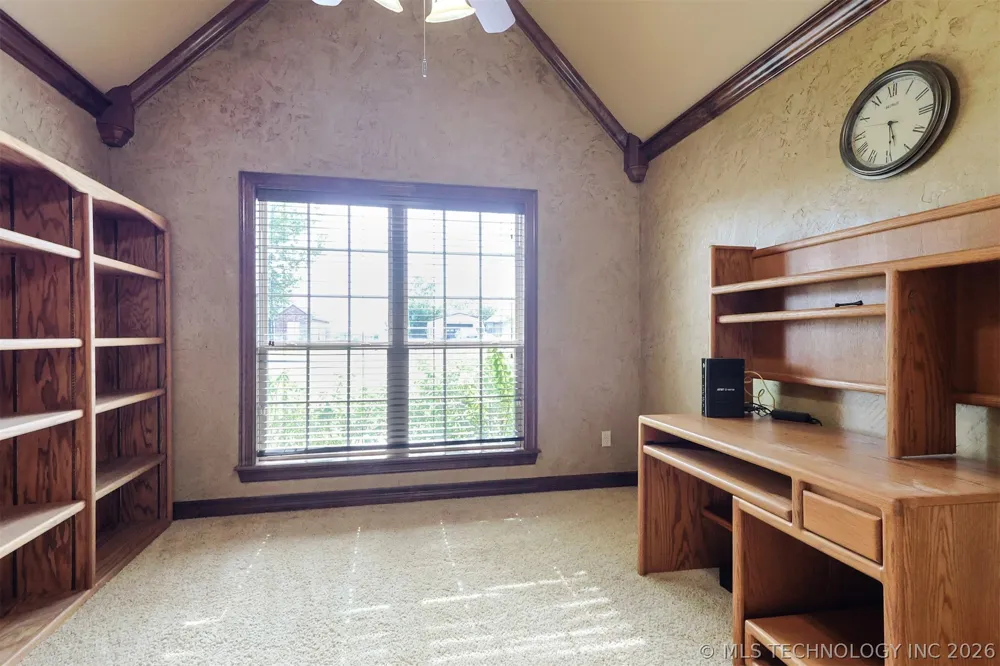 14391 Sandstone Avenue Skiatook, OK 74070