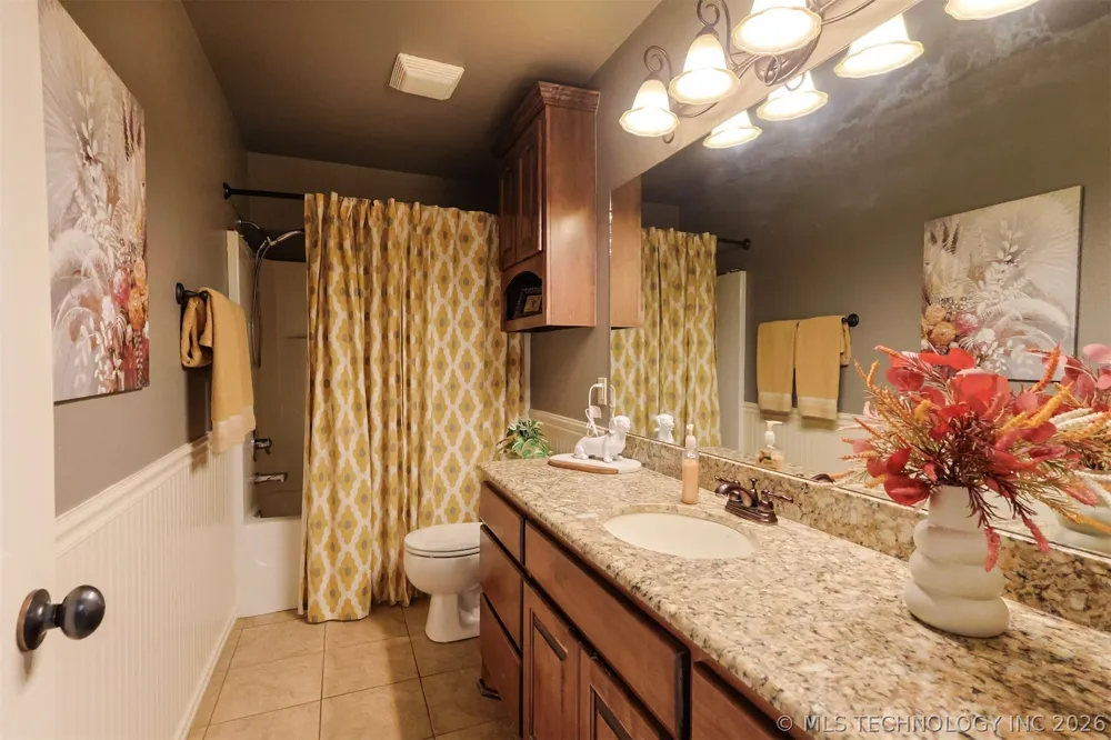 14391 Sandstone Avenue Skiatook, OK 74070