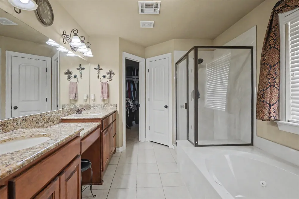 14391 Sandstone Avenue Skiatook, OK 74070