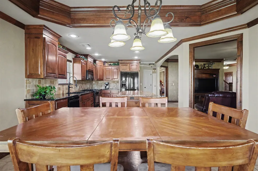 14391 Sandstone Avenue Skiatook, OK 74070