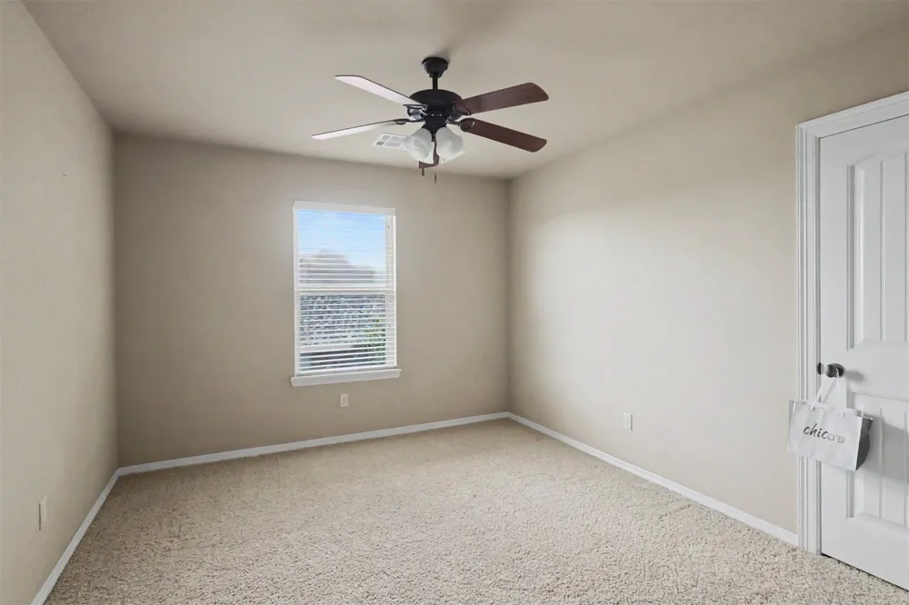 14391 Sandstone Avenue Skiatook, OK 74070