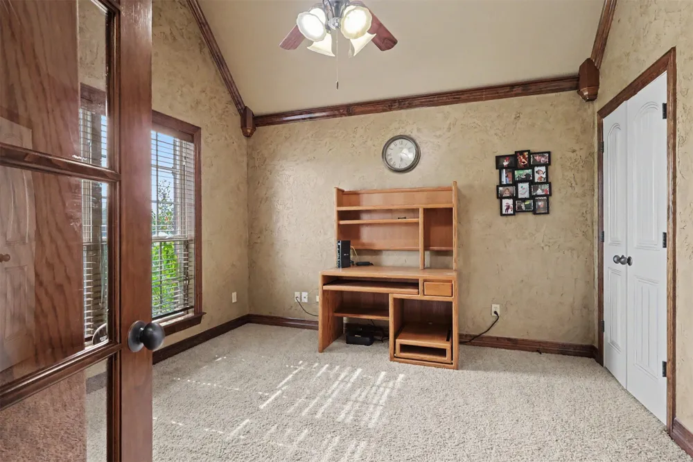 14391 Sandstone Avenue Skiatook, OK 74070