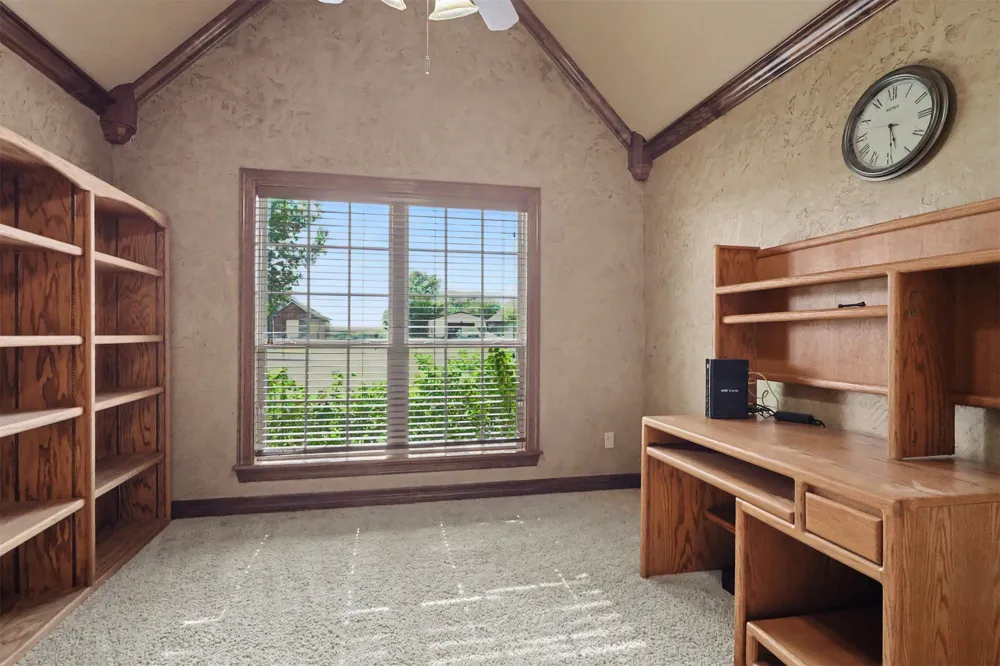 14391 Sandstone Avenue Skiatook, OK 74070