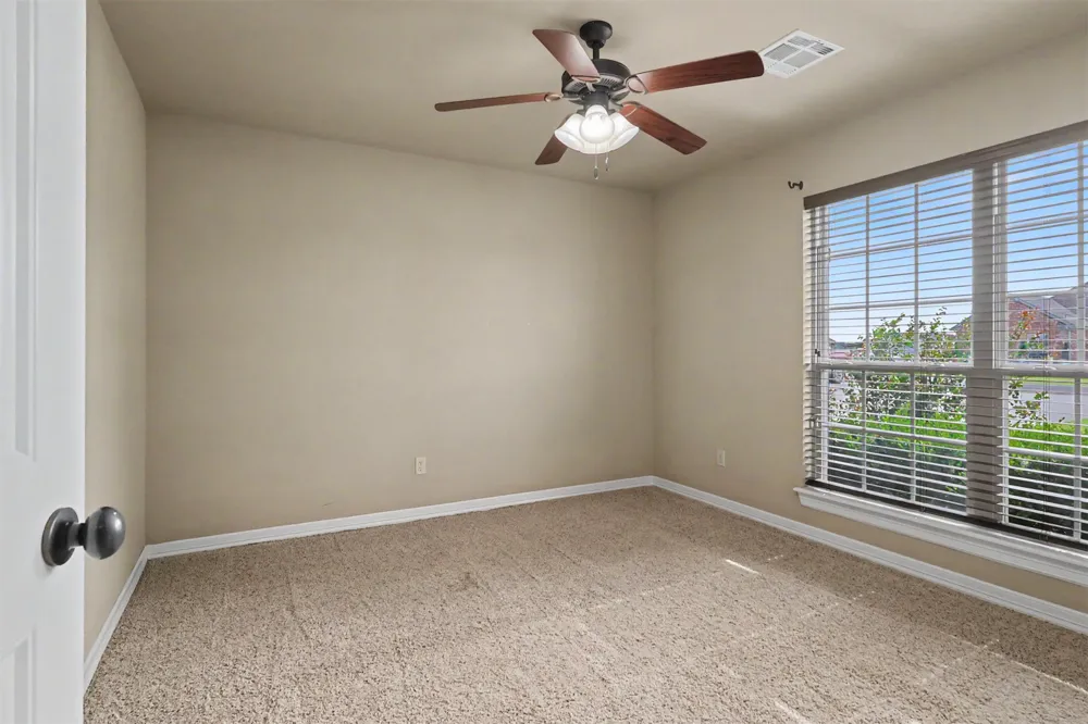 14391 Sandstone Avenue Skiatook, OK 74070