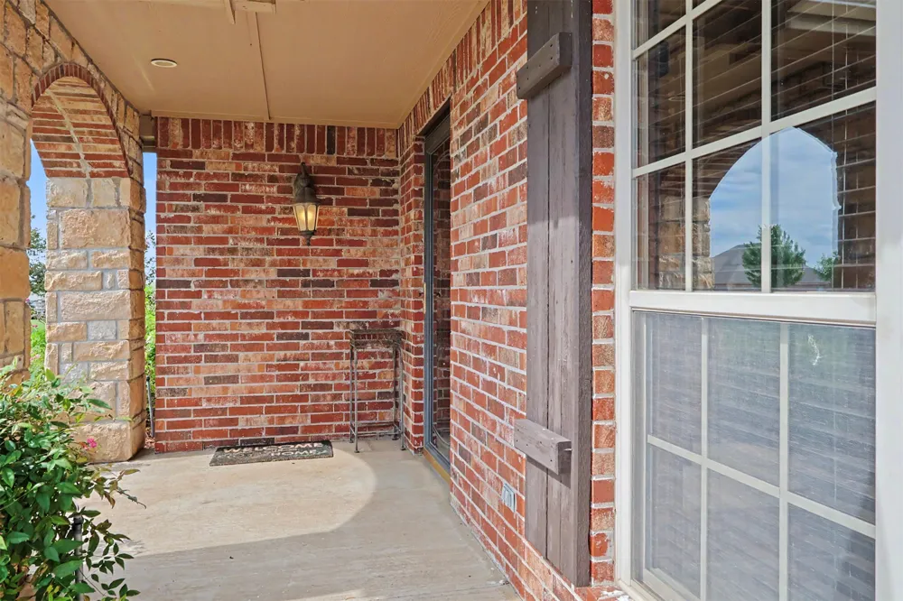 14391 Sandstone Avenue Skiatook, OK 74070