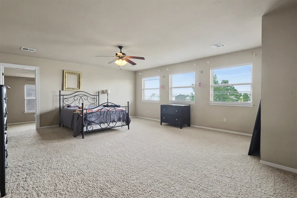 14391 Sandstone Avenue Skiatook, OK 74070
