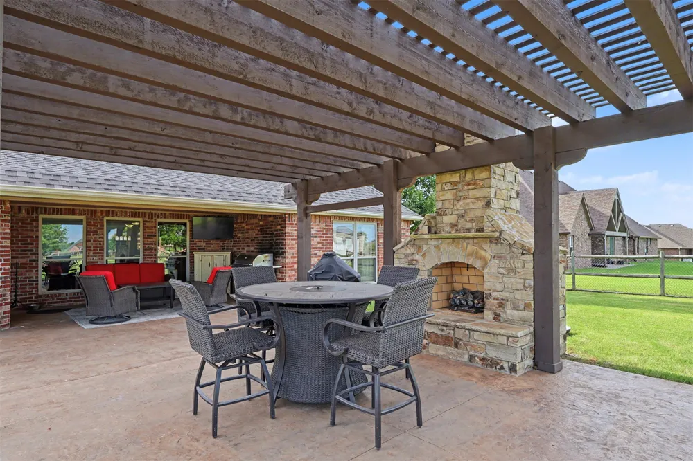 14391 Sandstone Avenue Skiatook, OK 74070
