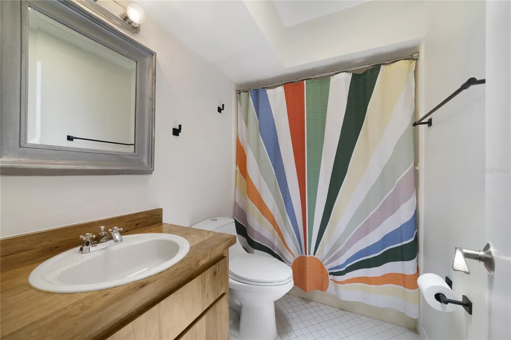 5025 BERMUDA CIRCLE #5025 Orlando, FL 32808