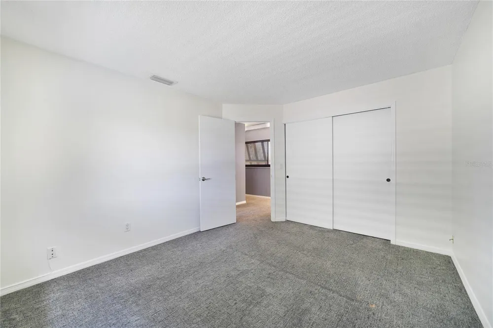 5025 BERMUDA CIRCLE #5025 Orlando, FL 32808