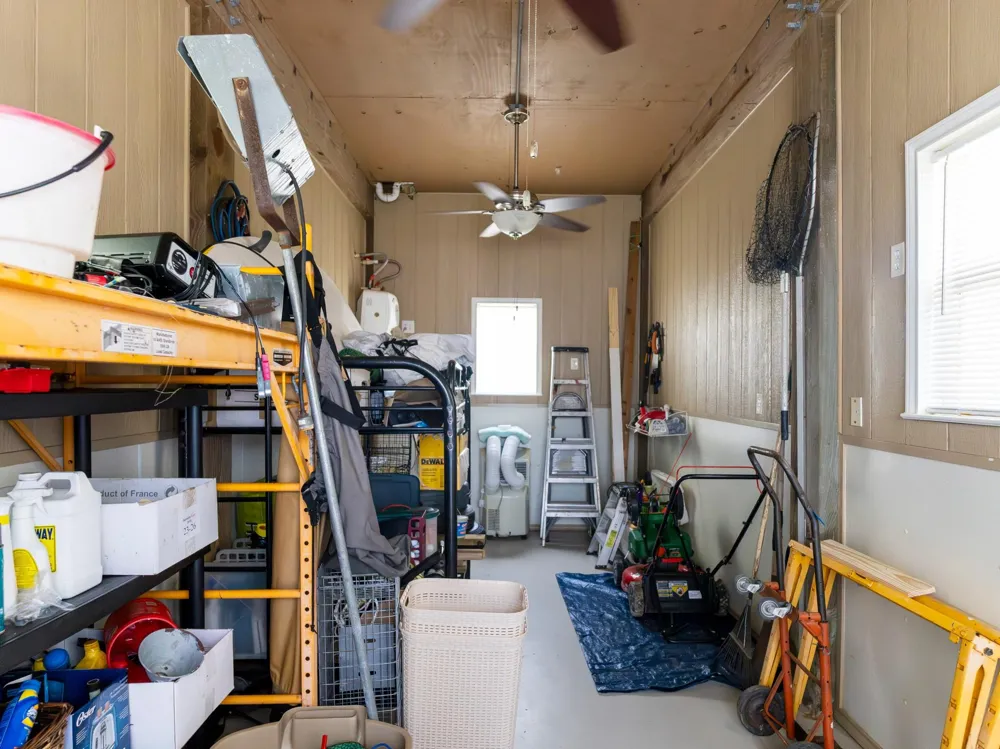 2777 Cr 291 Red Bend Road Sargent, TX 77414